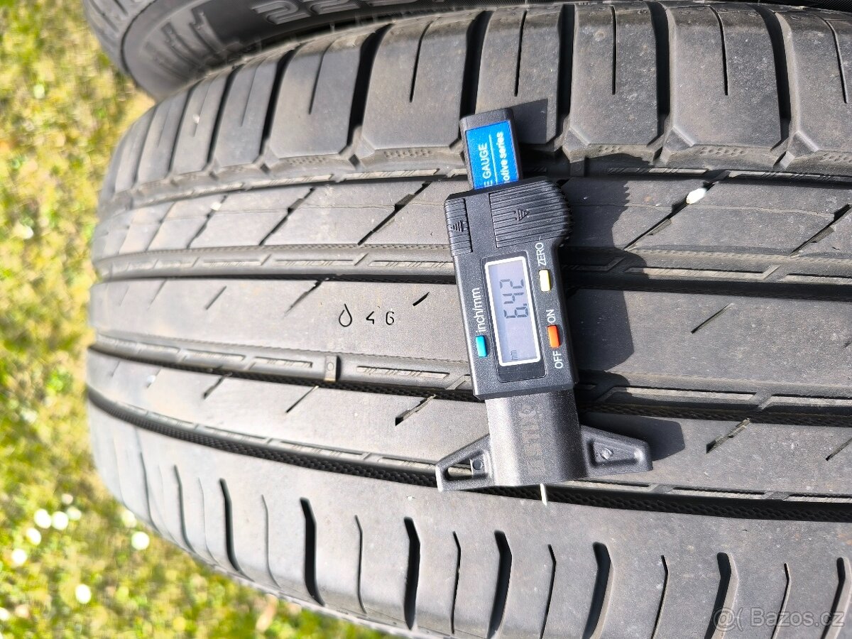 225/60/17 nokian - 3