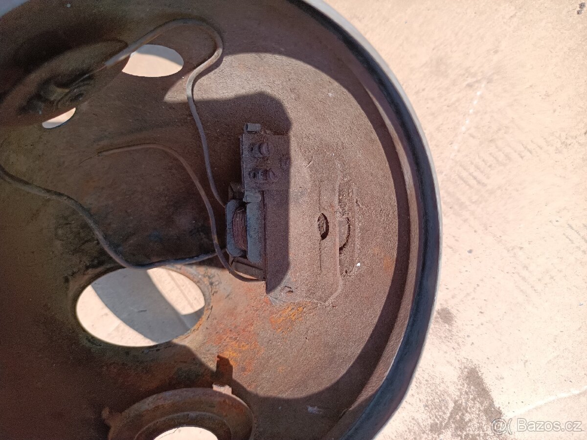 ČZ 125 150 B,C,T hrnec světla ,rámeček - 3