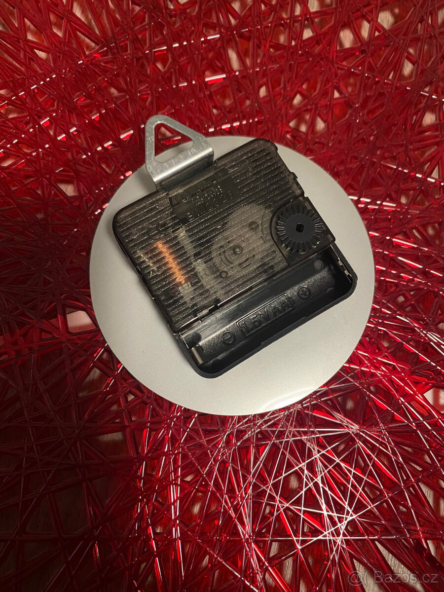 Designové nástěnné hodiny - 3