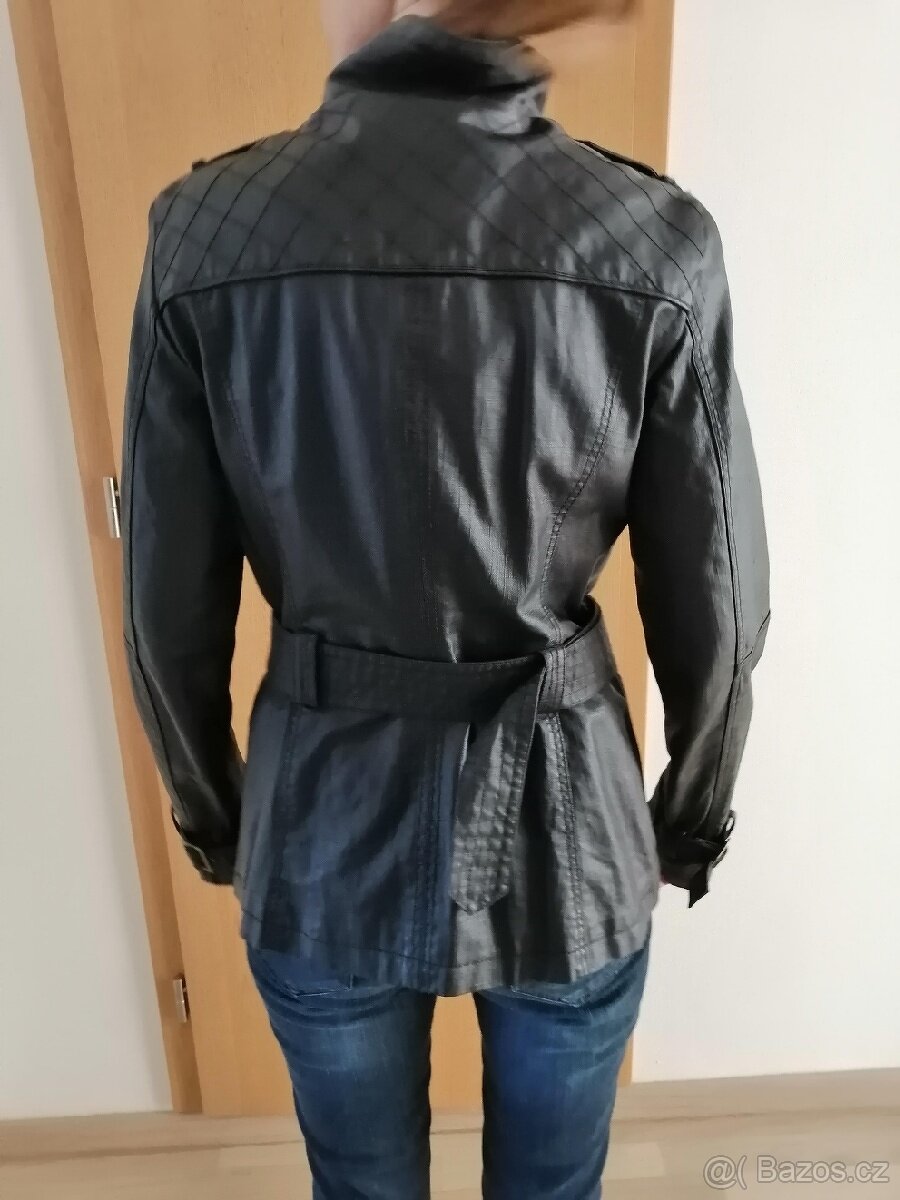 Kabát zn. ESPRIT vel. S - 3