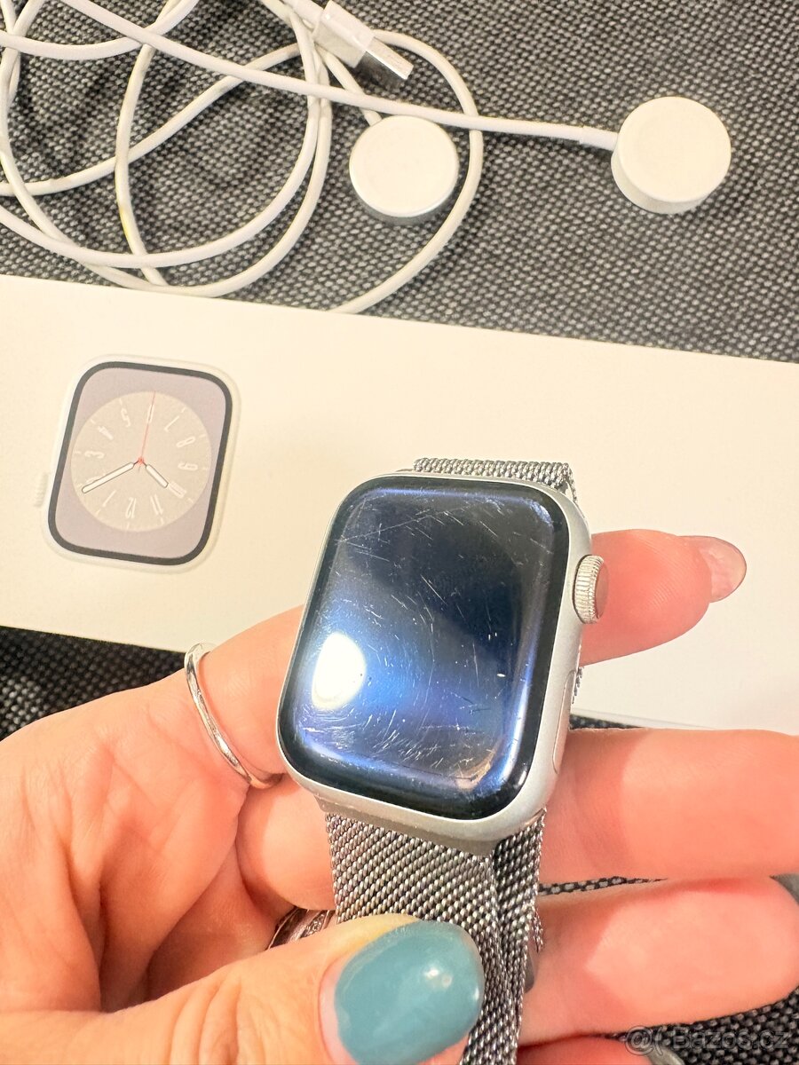 Apple Watch Series 8 - 3