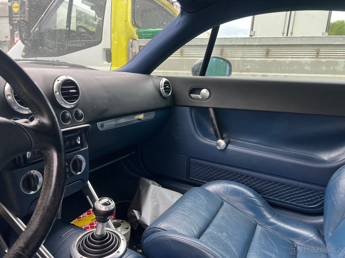 Interiér Audi TT - 3