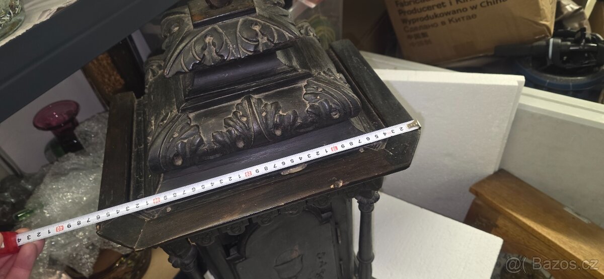 Hodně stará schránka/skříňka/ - 3