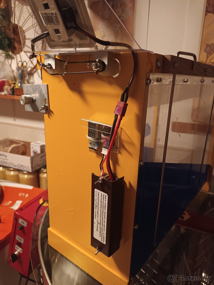 Ometac vcelich rámku - 3