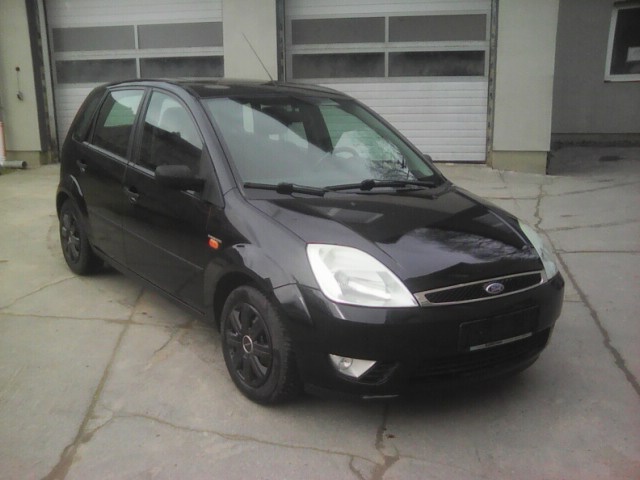 ford fiesta 1.25 ,51kw,r.v.7/03,162000km. - 3