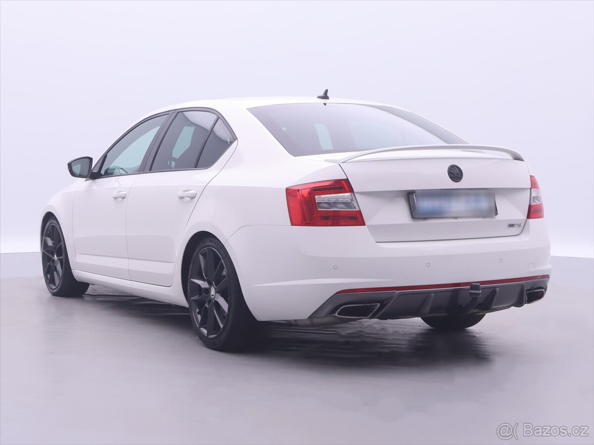 Škoda Octavia 2,0 TSI RS 162kW DSG Challenge (2015) - 3