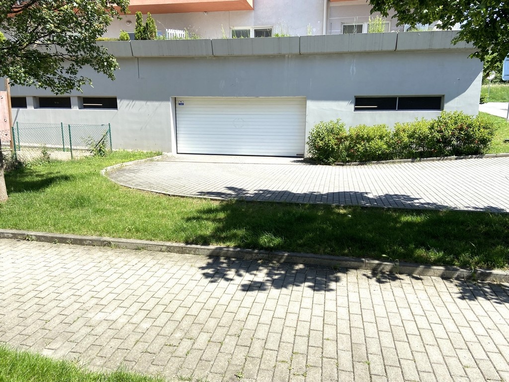 PRODEJ GARÁŽOVÉHO STÁNÍ NA ULICI ŘÍČANSKÁ, BRNO-BYSTRC - 3