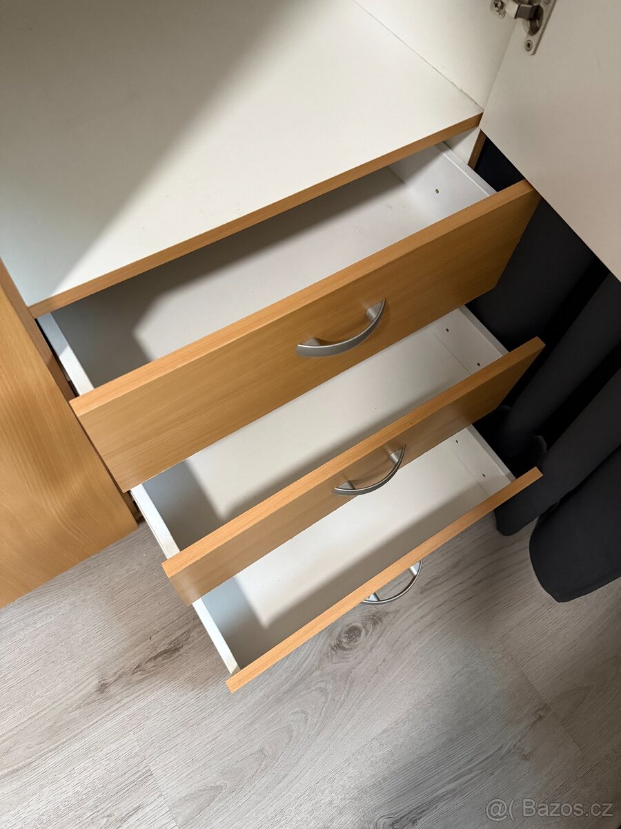 Šatní skříň 200×100×52 cm - 3