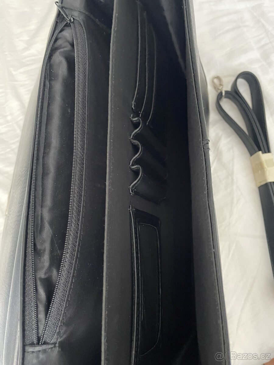 Kožená kabela s 2 kapsami A4 @NOVÁ - 3