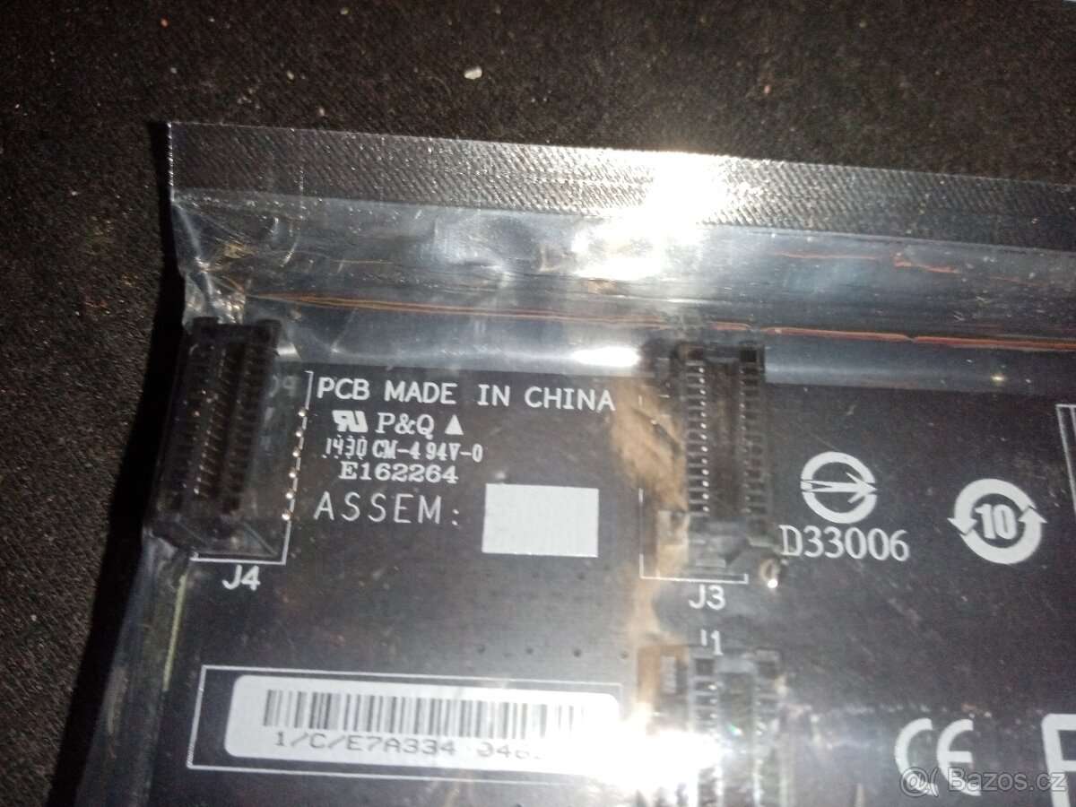 Adaptér GIGABYTE Nvidia 4Way SLI Composite Bridge pro grafic - 3