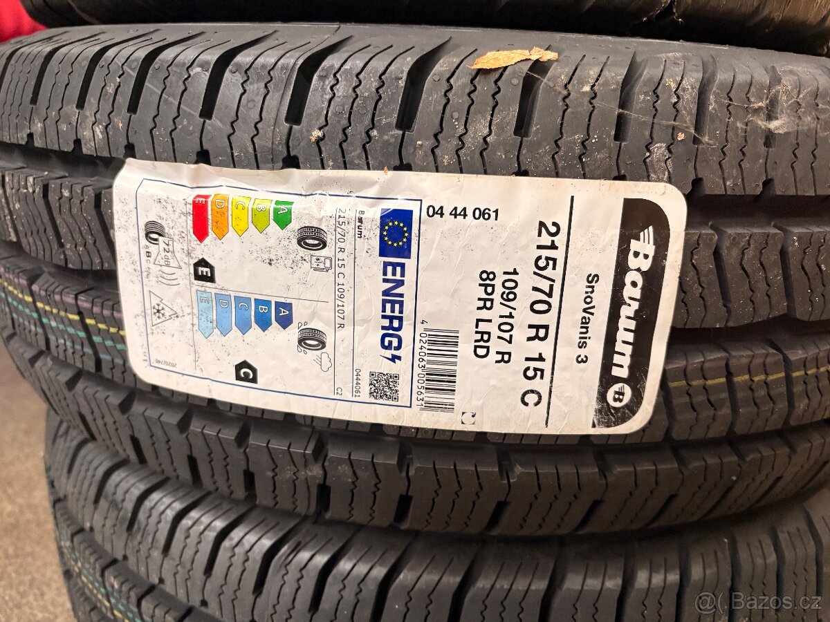 Zimní pneu 215/70 C r15 - 3