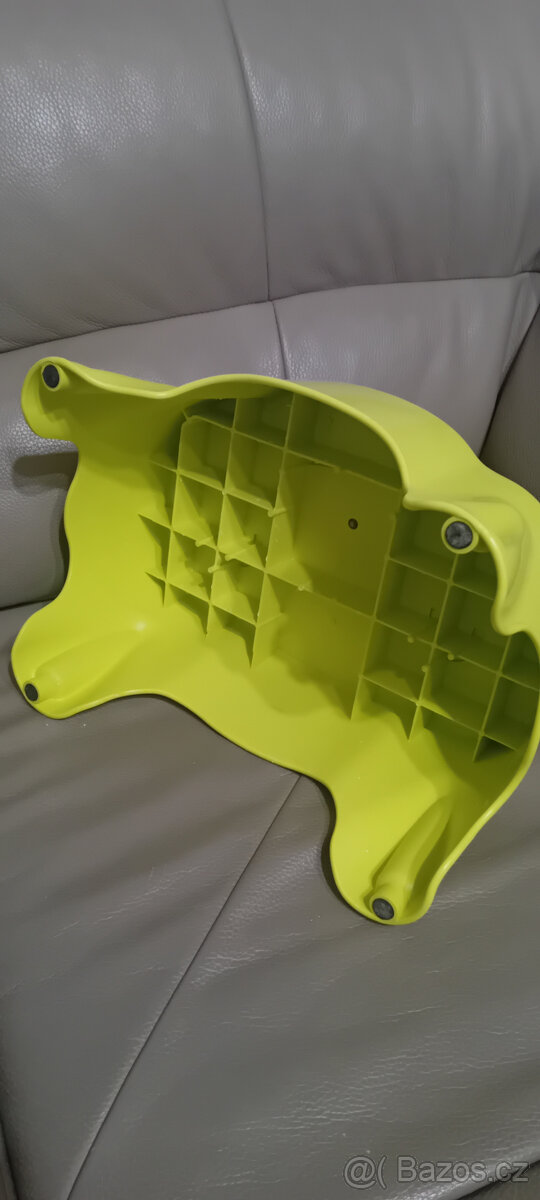 Stupátko, stupínek k umyvadlu - 3