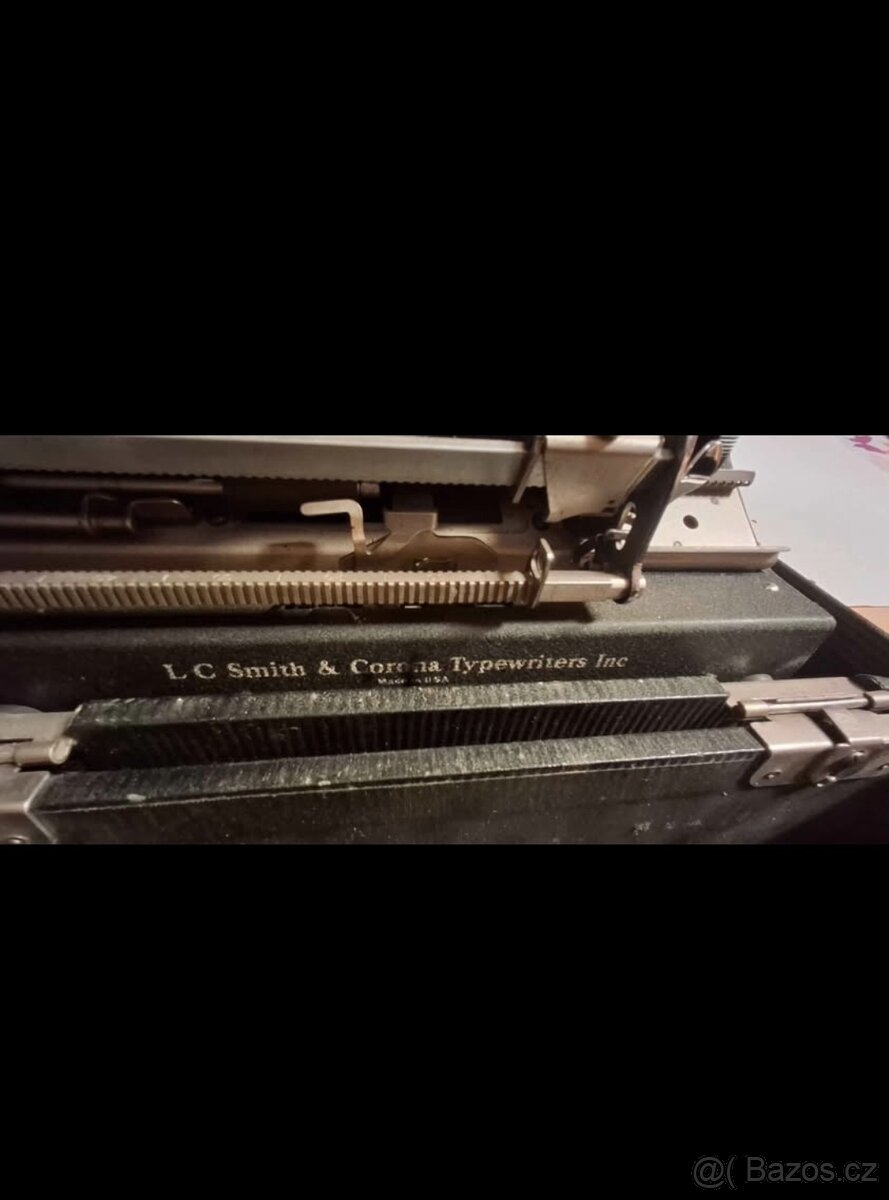 Psací stroj Smith Corona - 3