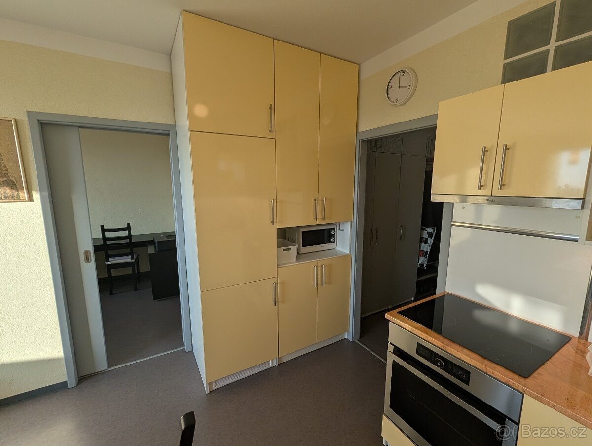 Praha Opatov, 2KK 41 m2, Rekonstrukce, U Metra, Plně Vybaven - 3