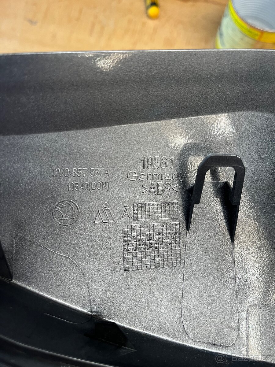 Kryt zrcátka levý Superb 3 3V0857537A - 3