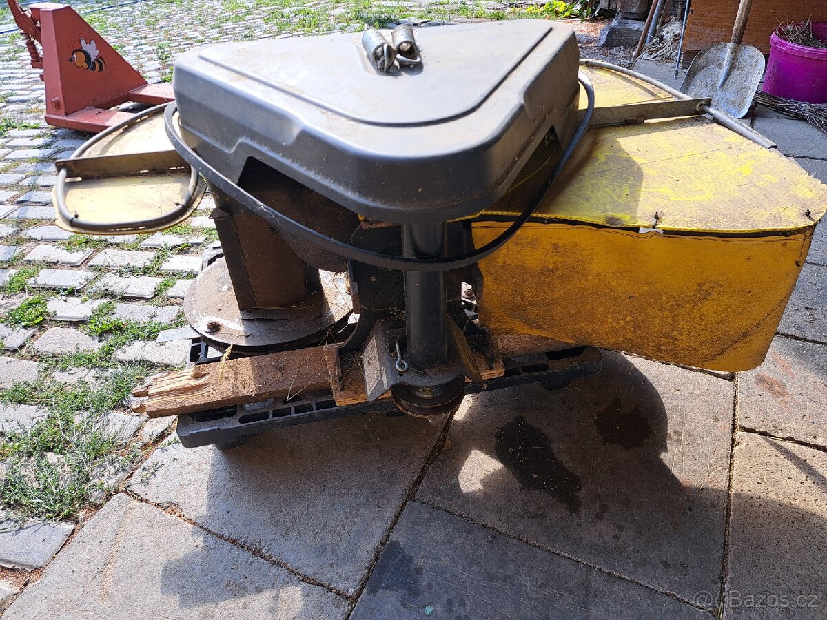 Dvoububnová sekačka SECO - 3