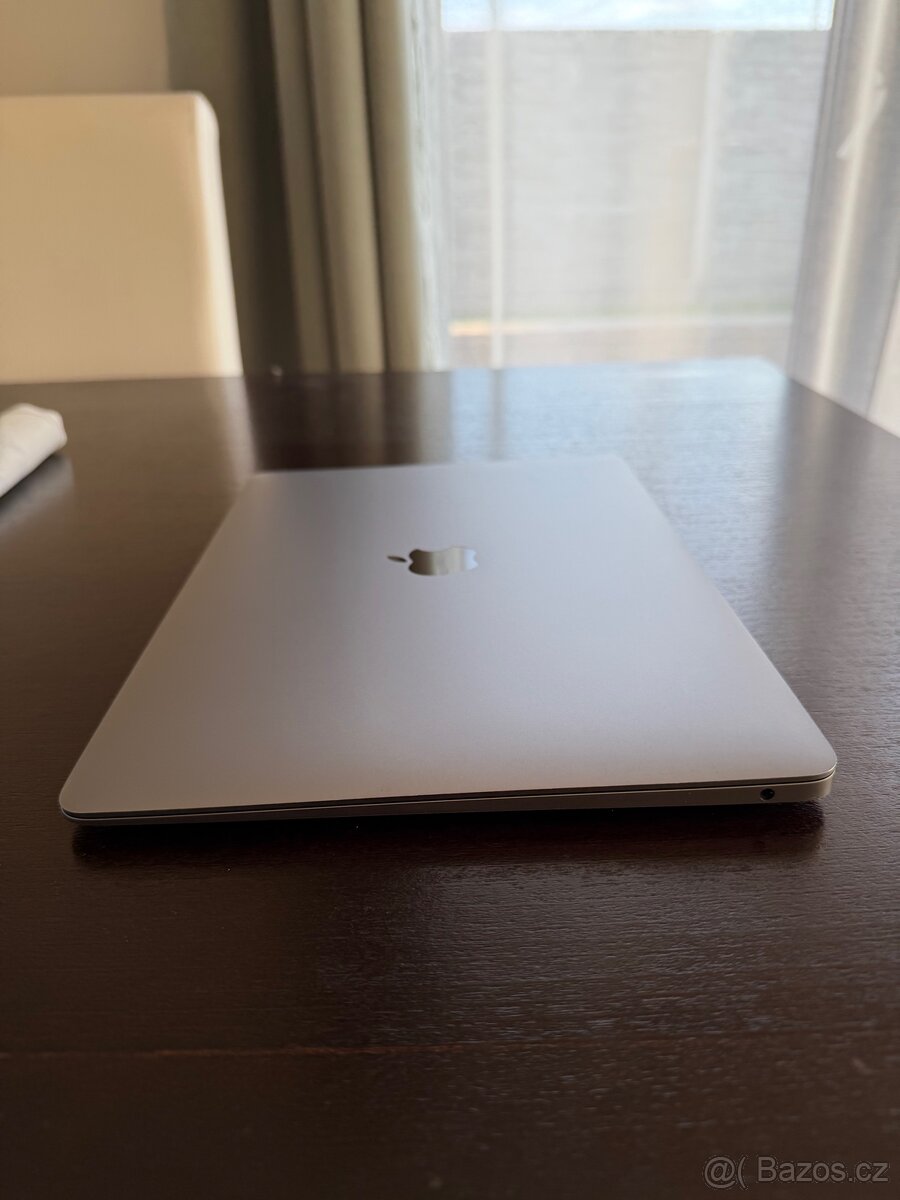 MacBook Air 13” retina (2019) - 3