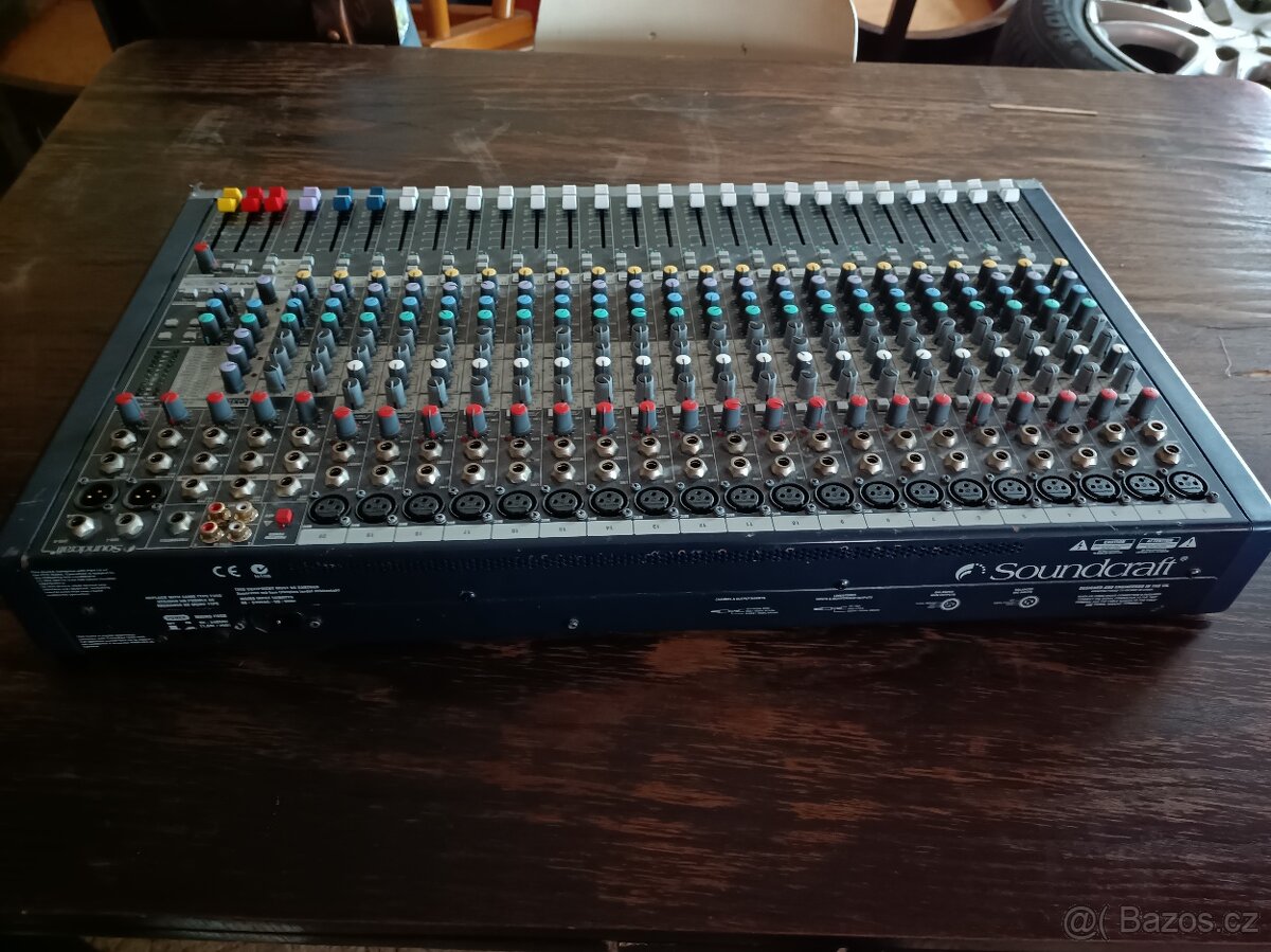 Soundcraft MFX20/2 - 3