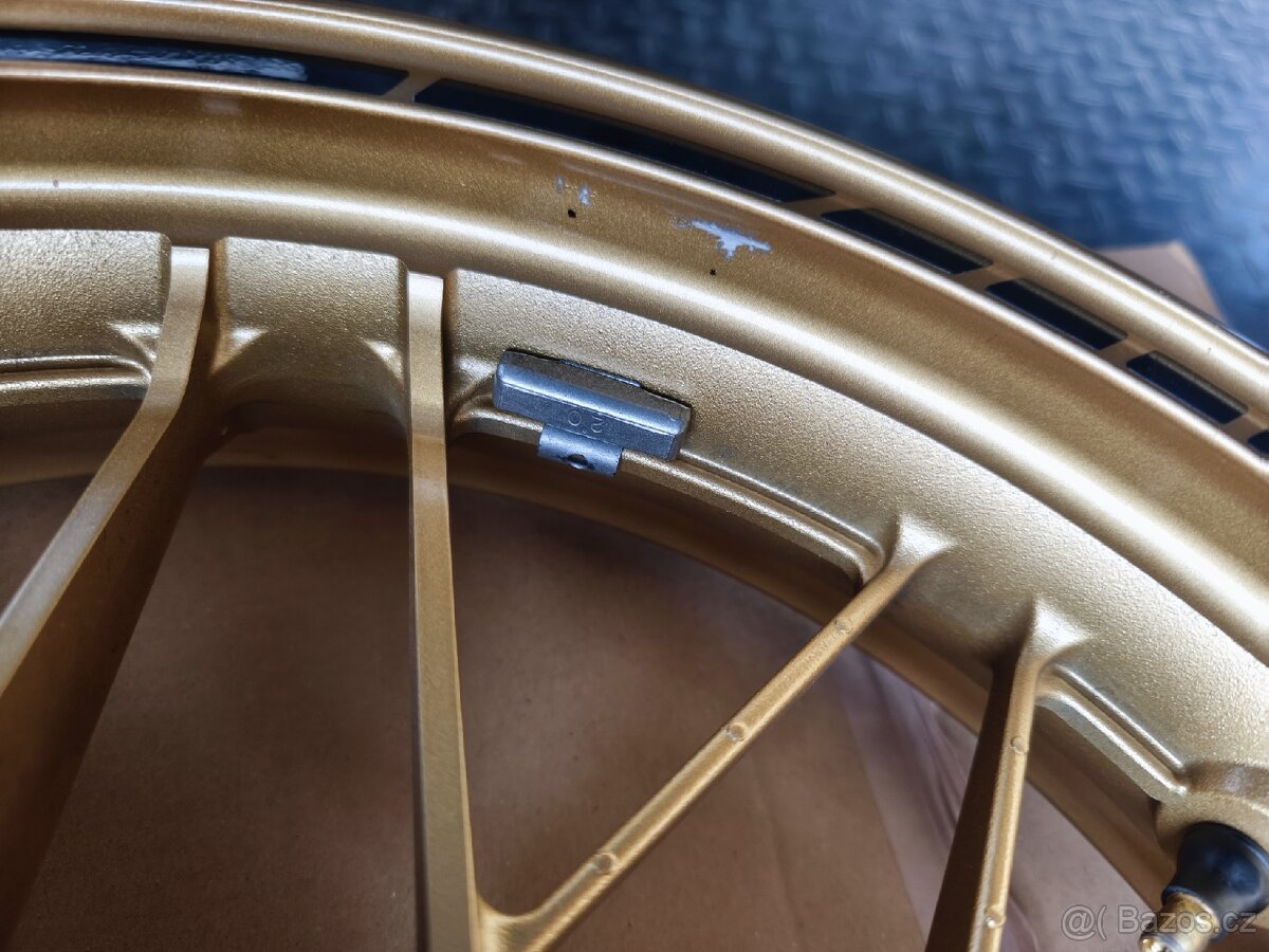 Přední kolo Kawasaki - 3