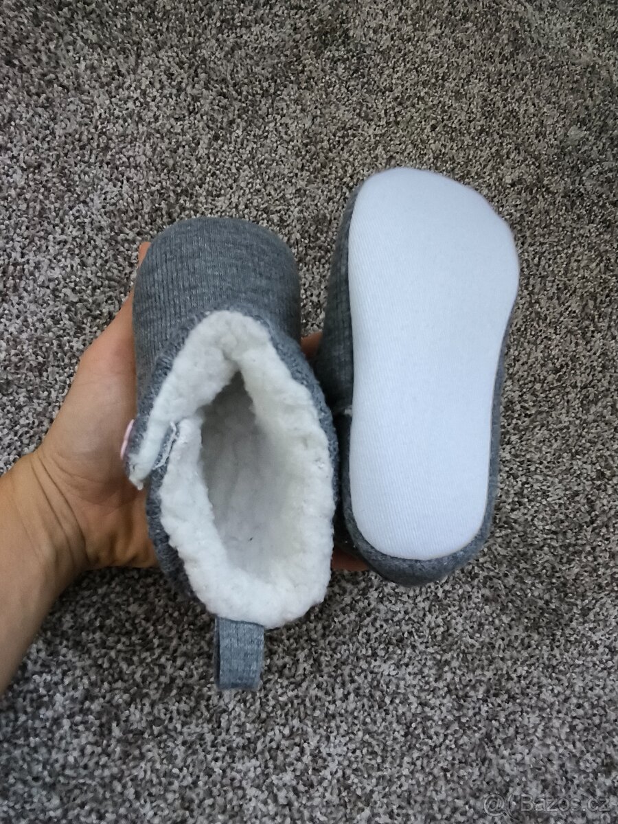 Dívčí zimní capáčky vel. 18-19 - 3