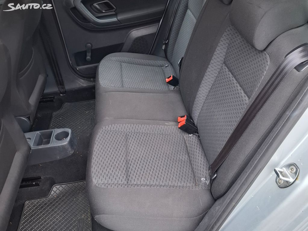 Škoda Fabia 2 facelift 2012 havarovaná 1.4tdi - 3