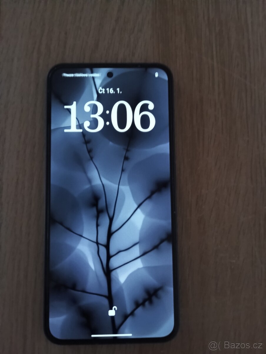 Prodám Nothing Phone 2, 12/256GB černý - 3