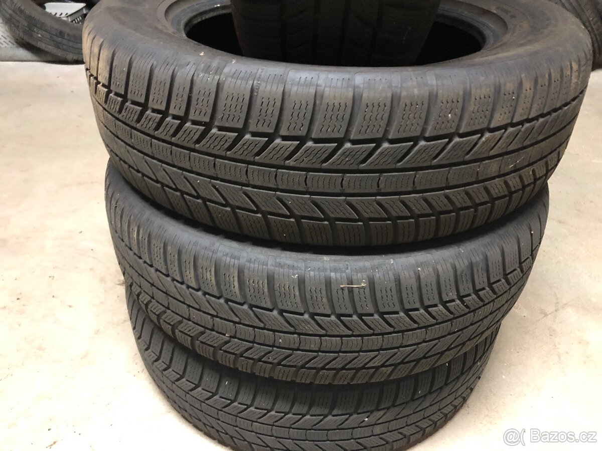 Sada zimních pneu Continetal 215/65/17 - 3