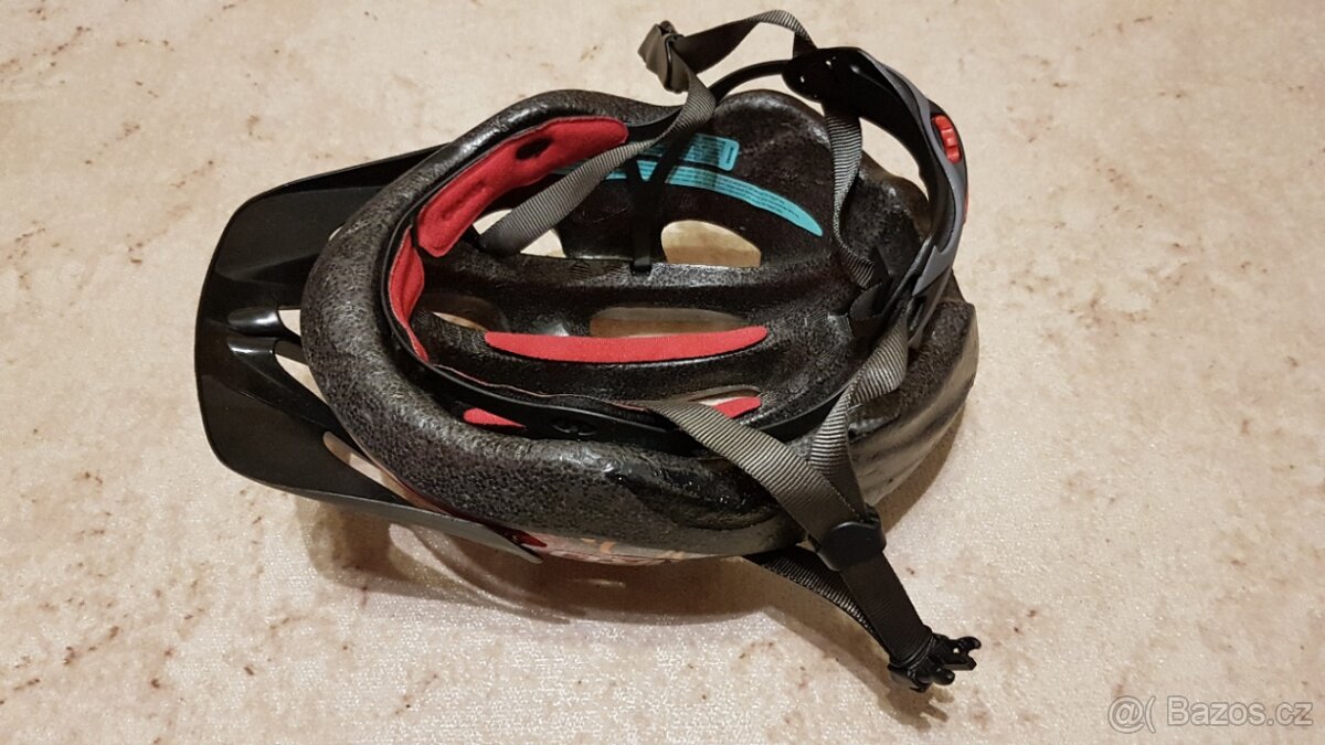 Cyklistická helma Giro - 3