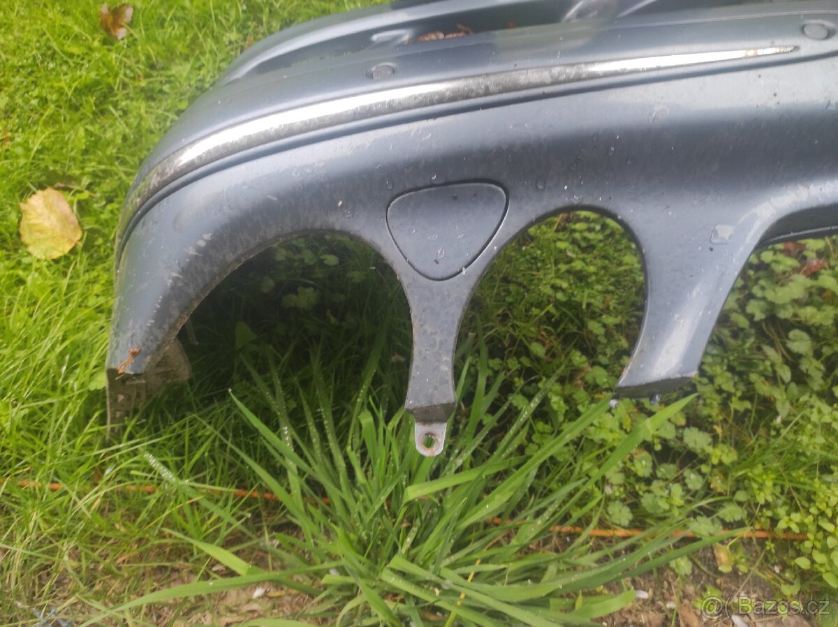 Nárazník w211 predfacelift - 3