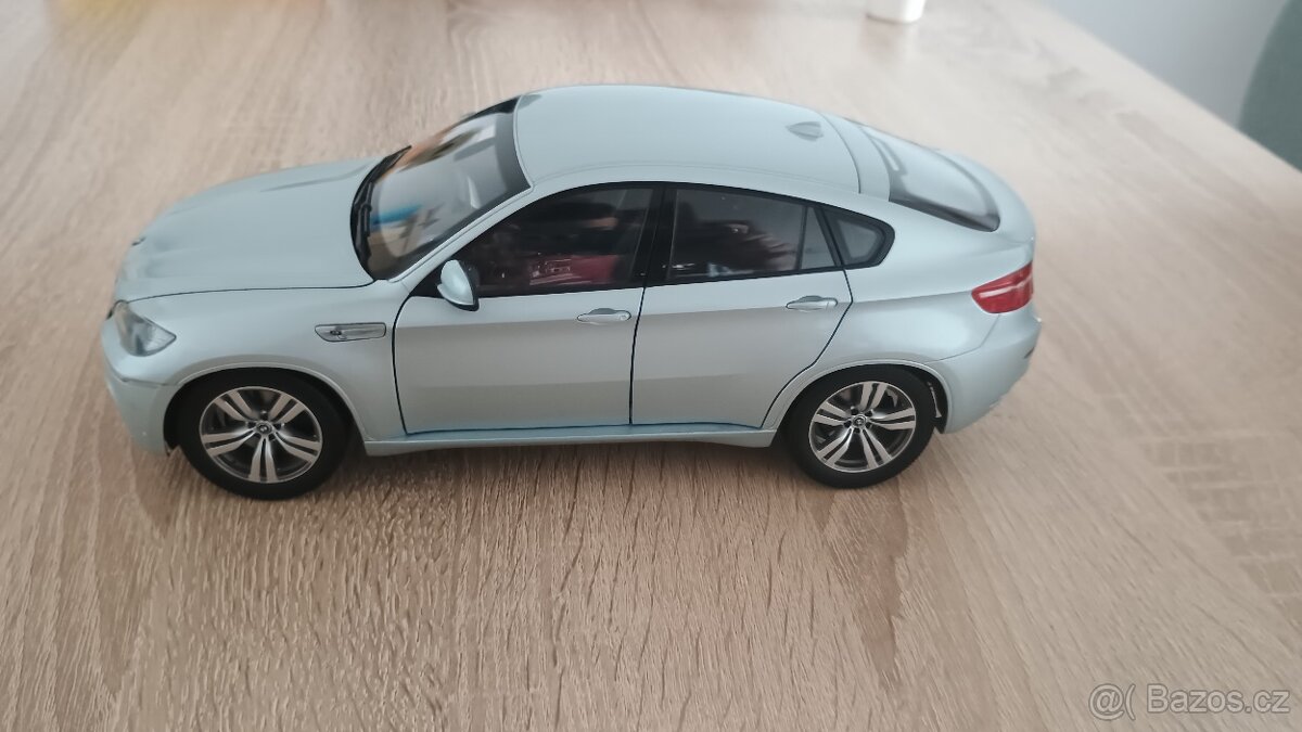 BMW X6 Kyosho 1:18 - 3