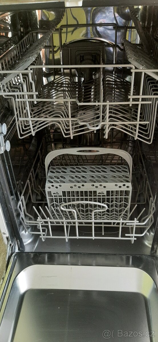 Myčka na nádobí Candy - 3