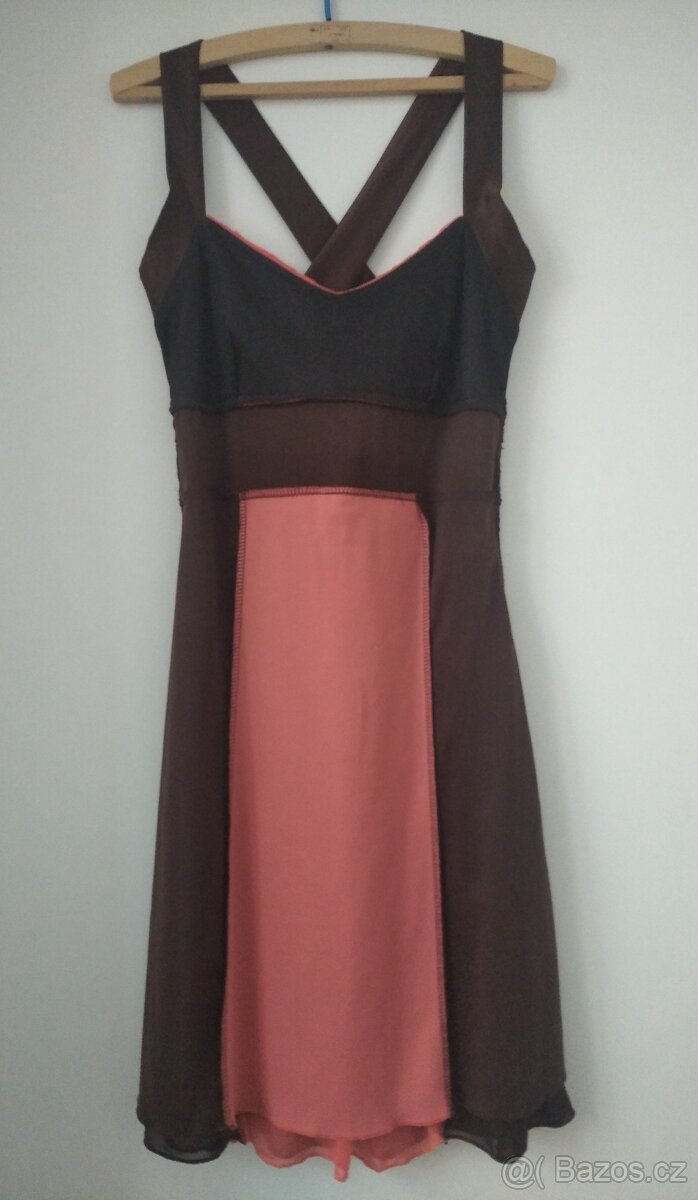Krátké společenské šaty Taboo vel.S - 3