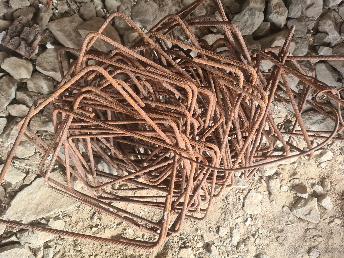 Třmínky 25x20 a 20x20 - 3