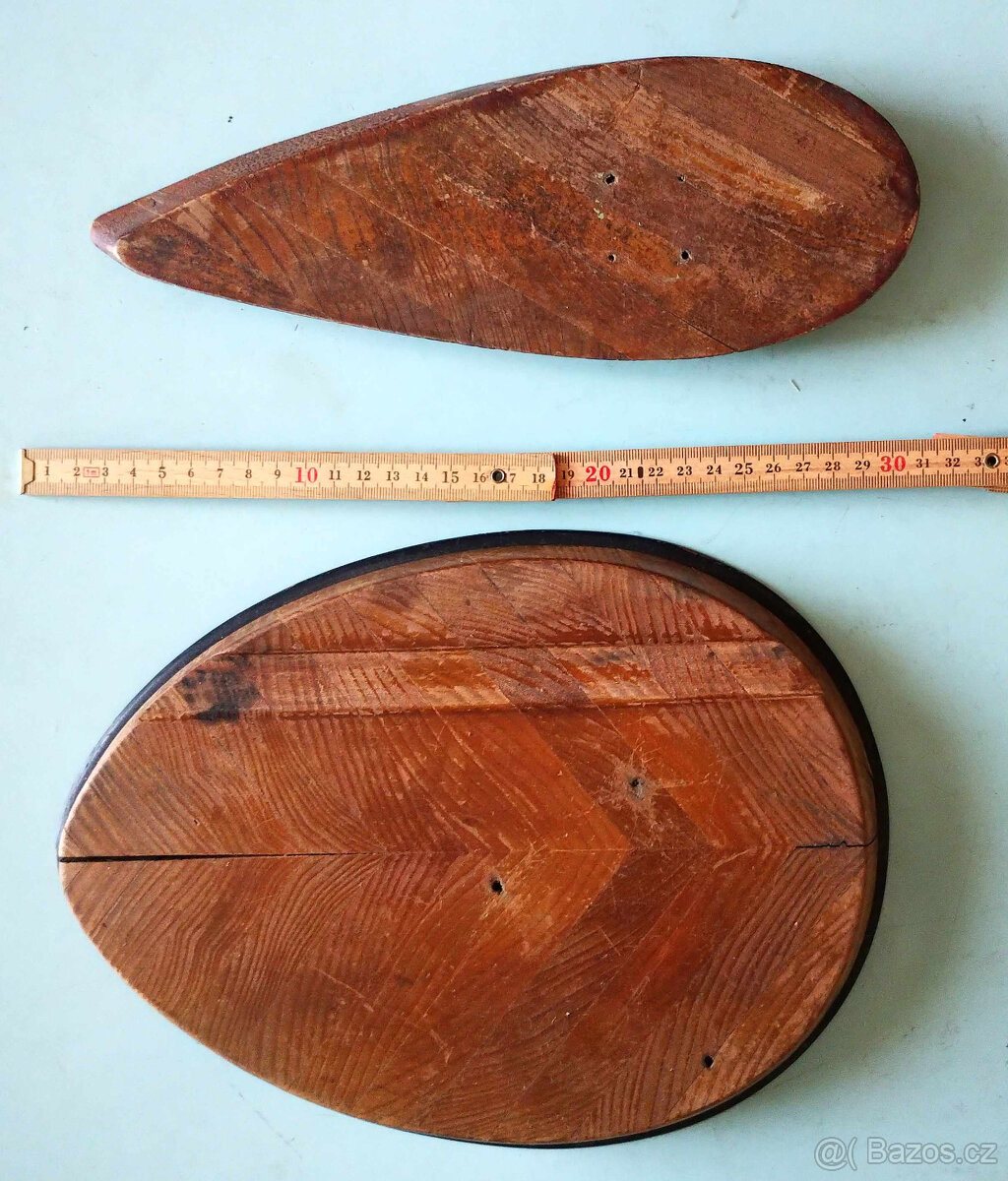 3x dóza dřevěná, 30. léta + 2x stojánky - 3