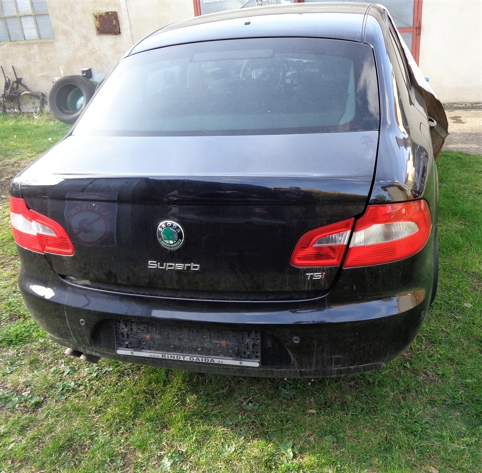 Škoda Superb II 1.8TSI 118kW CDAA barva 1Z1Z náhradní díly - 3