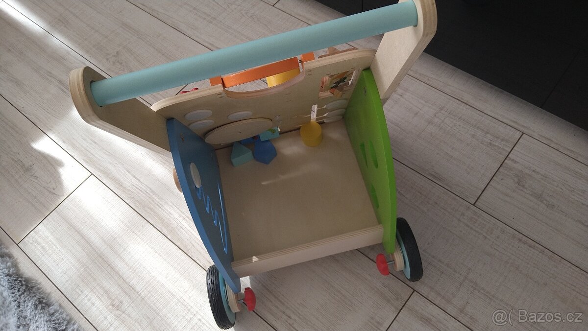 dětský dřevěný vozíček - 3