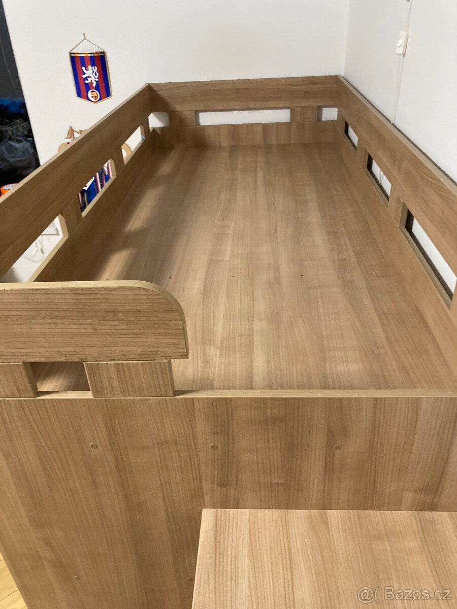 Vyvýšená postel se skříňí - 3