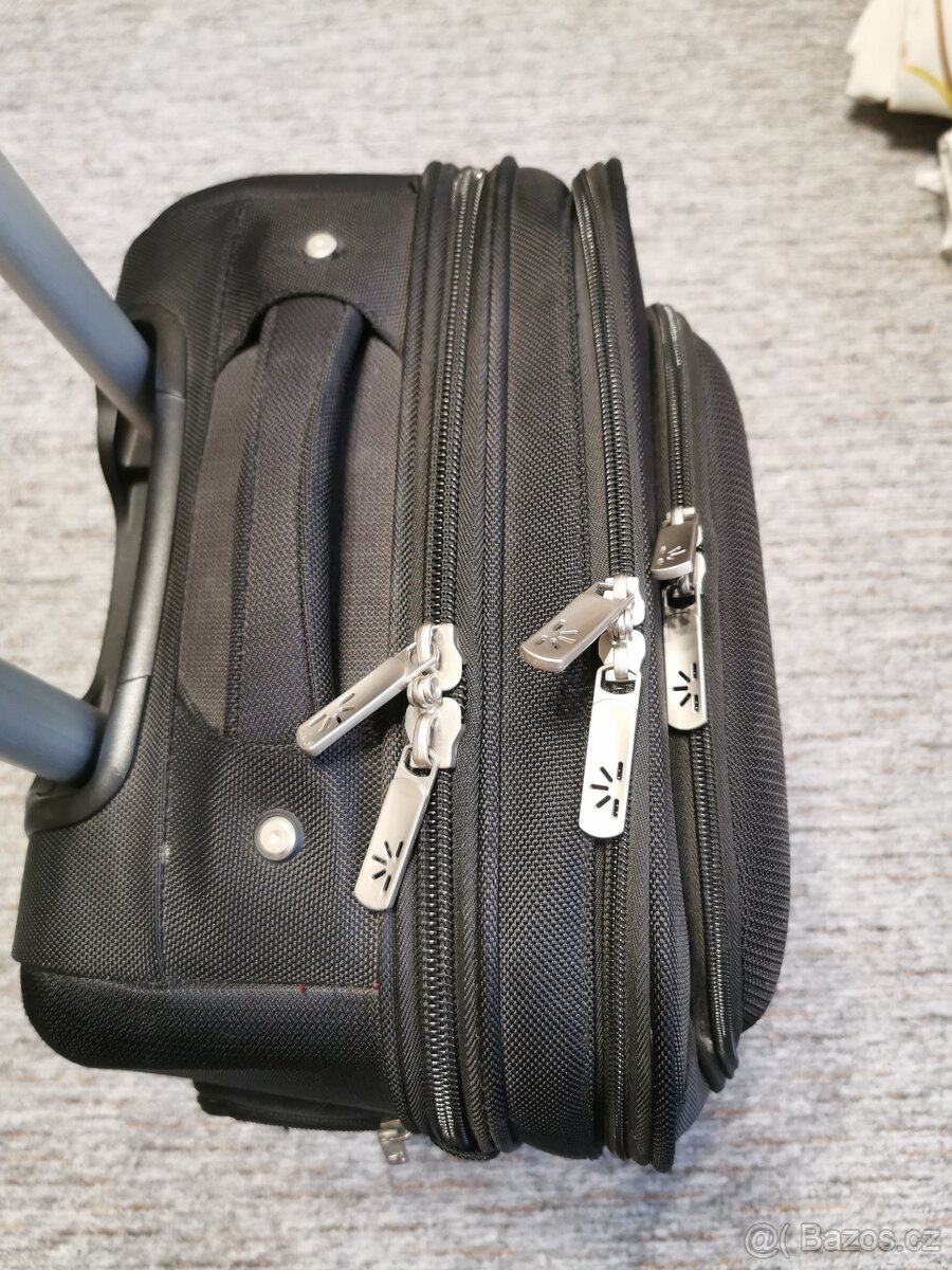 Cestovní kufr Case Logic na kolečkách - 3