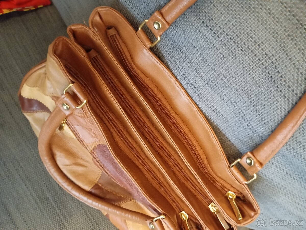 Dámská kožená kabelka - 3