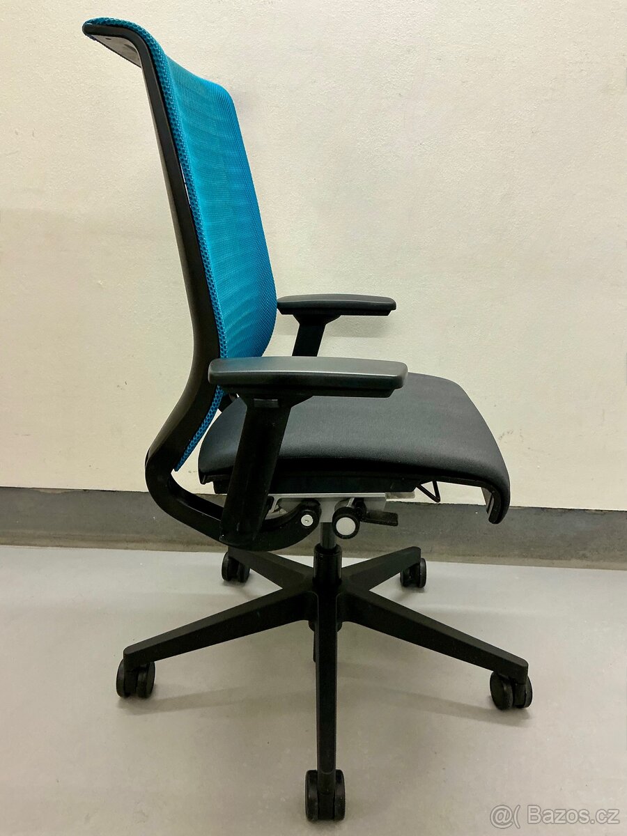 Kancelářská židle Steelcase Think - 3