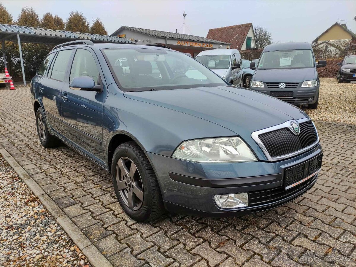 ŠKODA OCTAVIA II 1.6 MPi 75KW AMBIENTE,ALU,10x AIRB.,PDC,BC. - 3