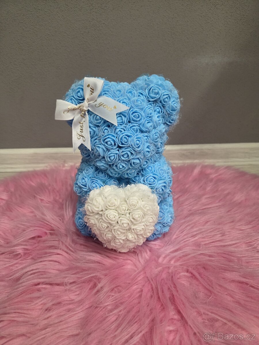Medvídek z růží - 3