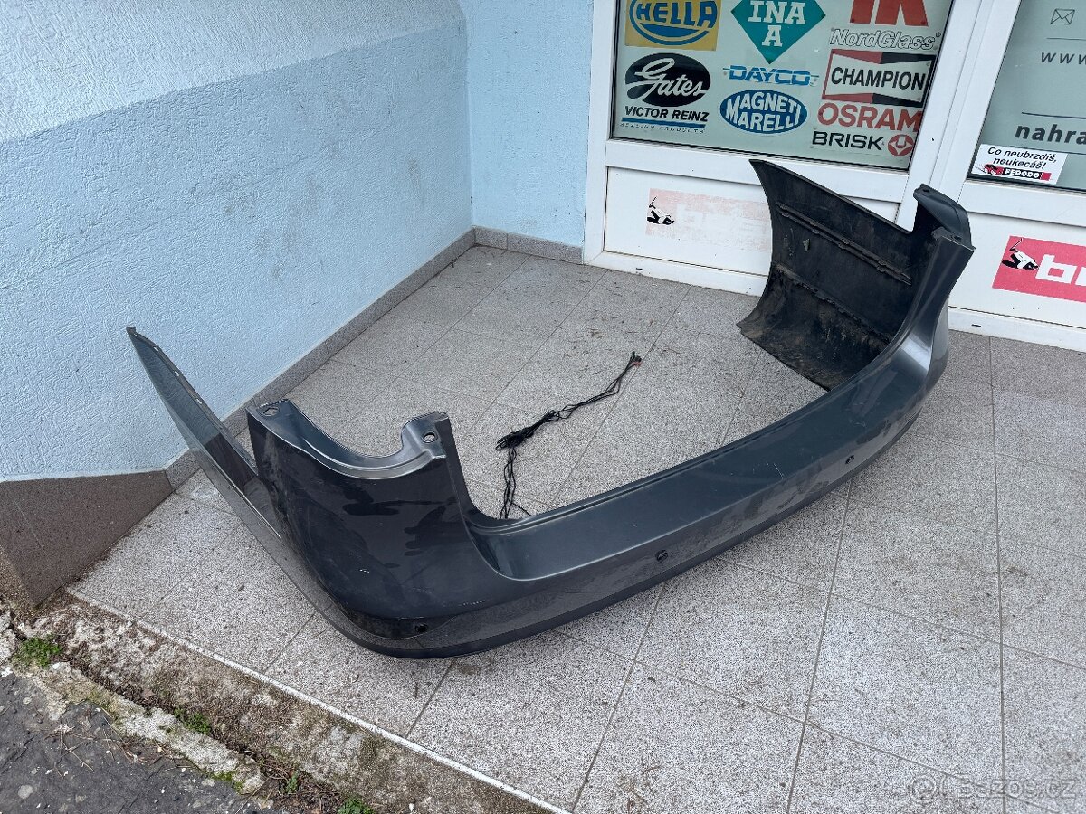 Zadní nárazník VW PASSAT B6 combi - 3