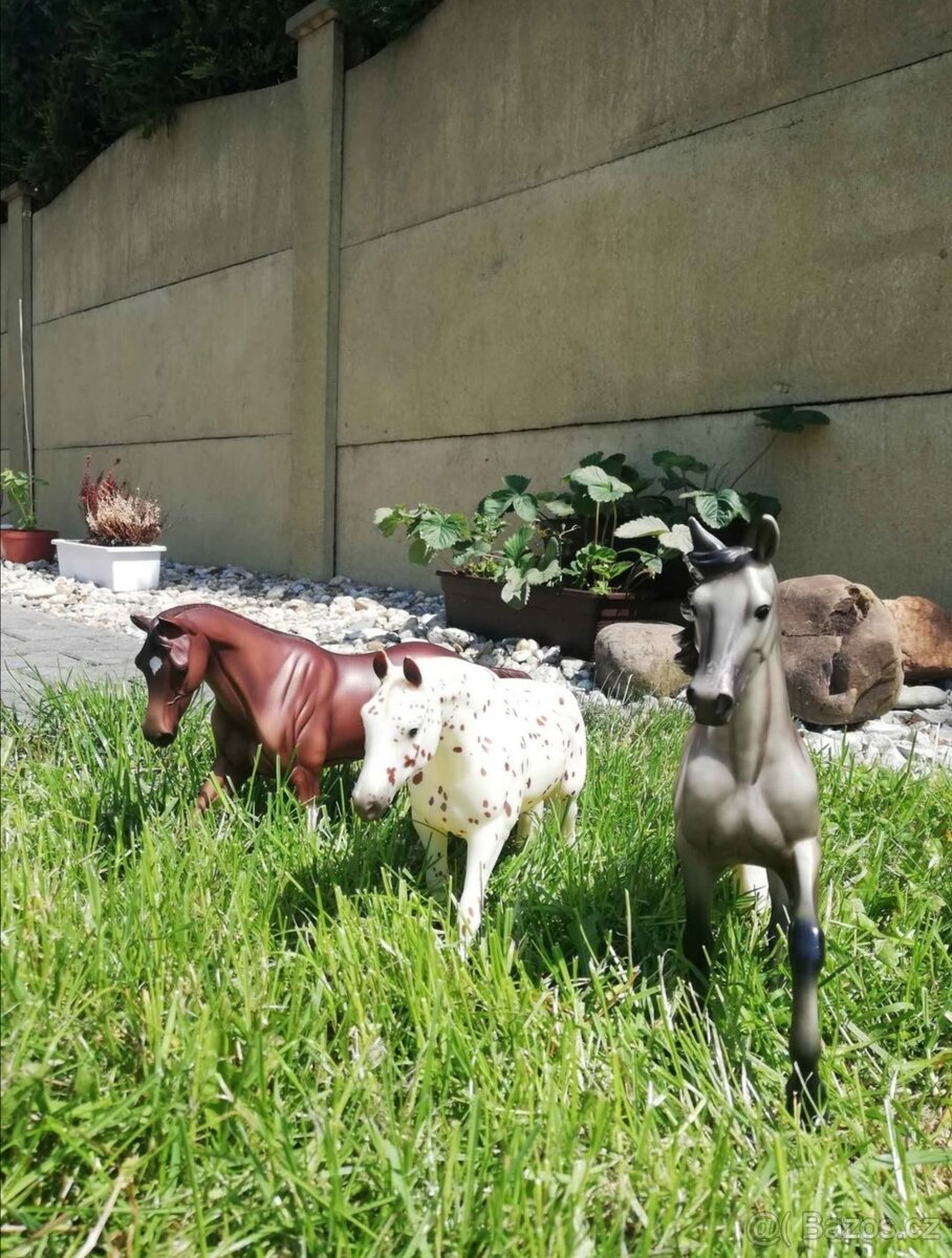 Breyer Li'l Ricky Rocker - 3