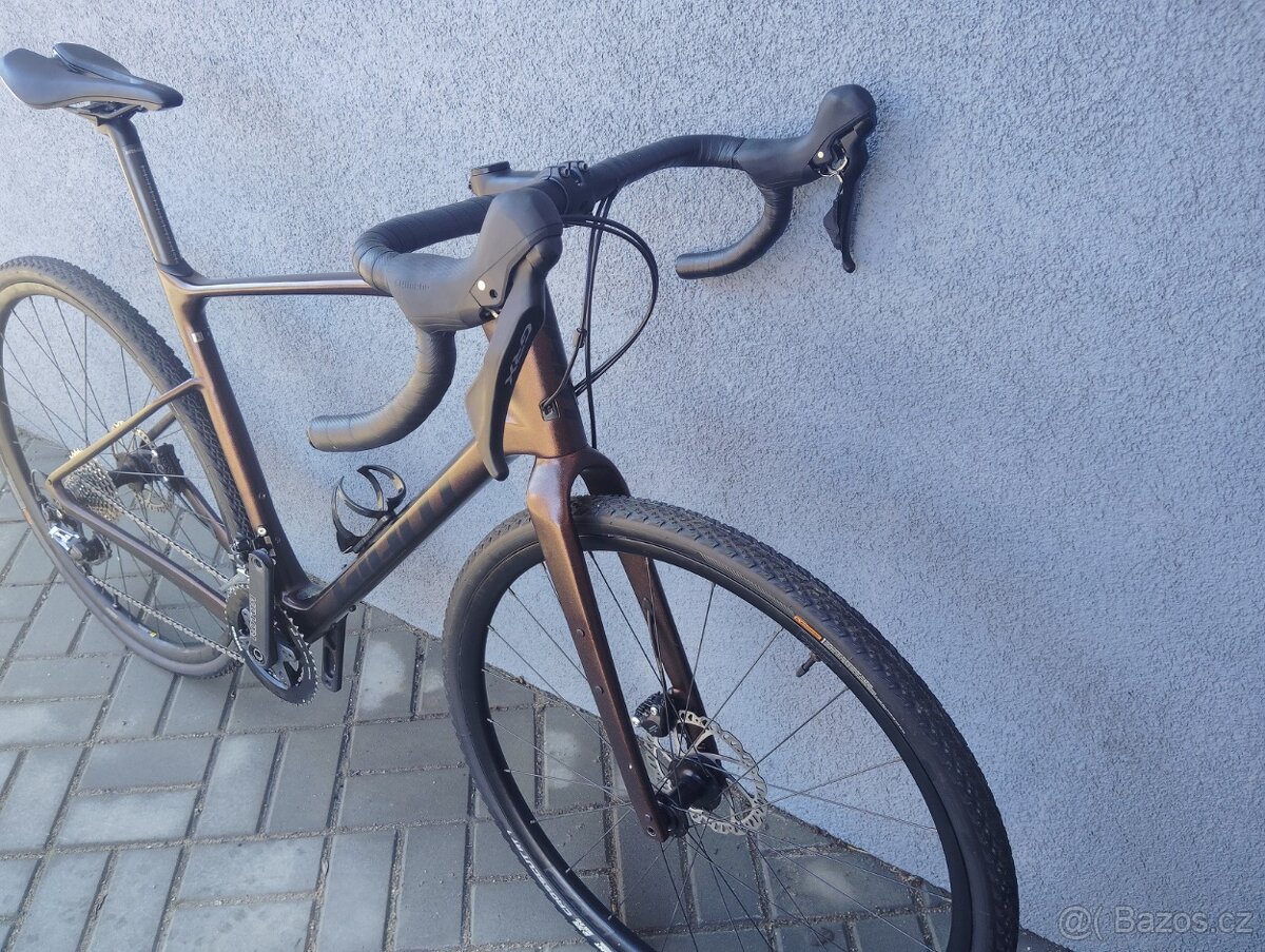 Giant Revolt Advanced L - 3