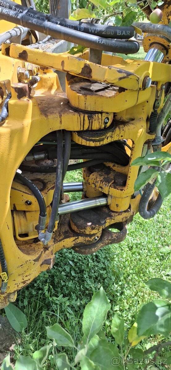 Predám traktorbáger Fermec/terex 960 - 3