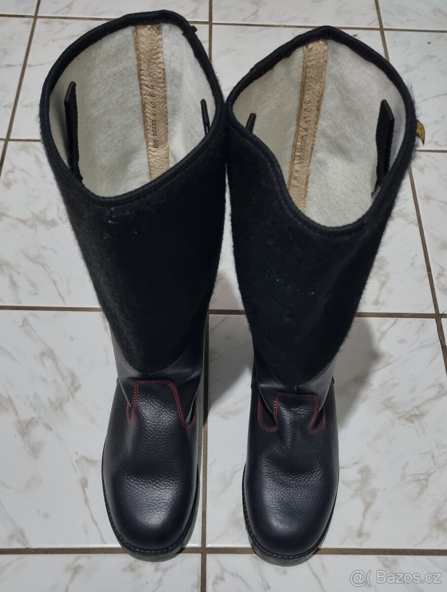 Filcáky zimní pracovní obuv - 3