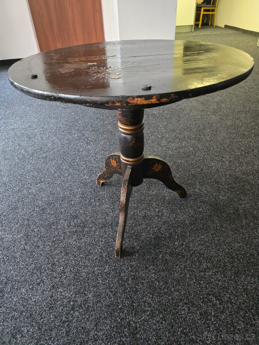 Starožitný stolek - 3