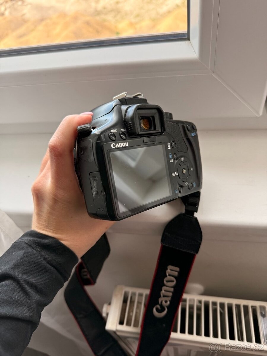 Canon EOS 500D s objektivem 18–55mm - 3