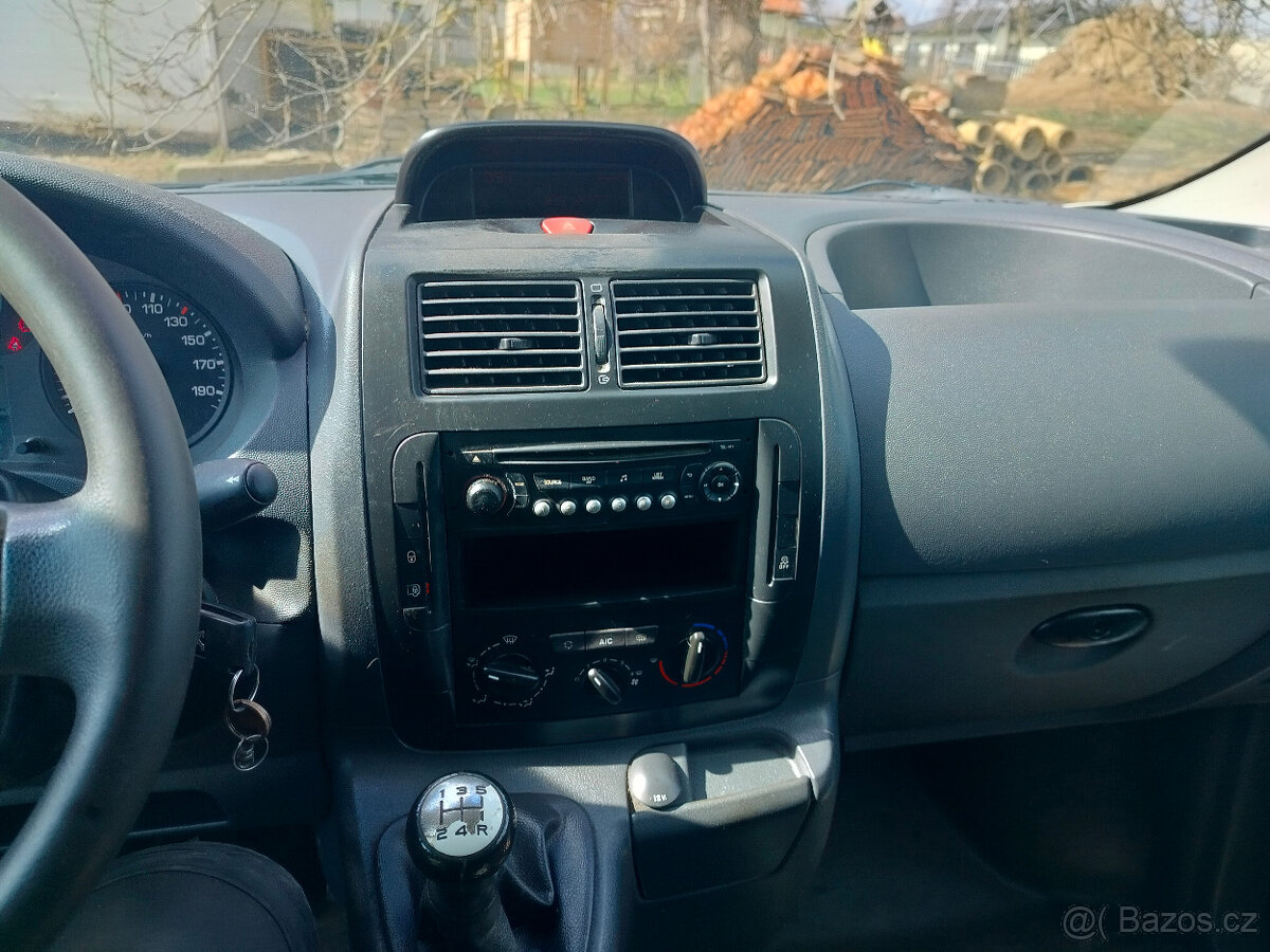 Peugeot Expert - 3